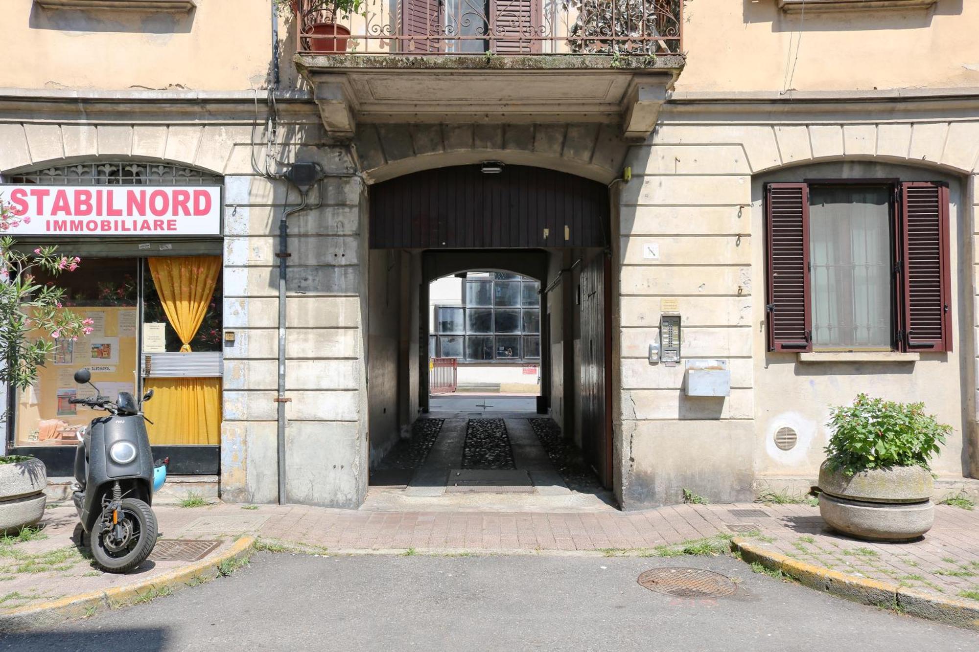 Along The Canal Smart Flat Naviglio - 4 People Corsico Extérieur photo