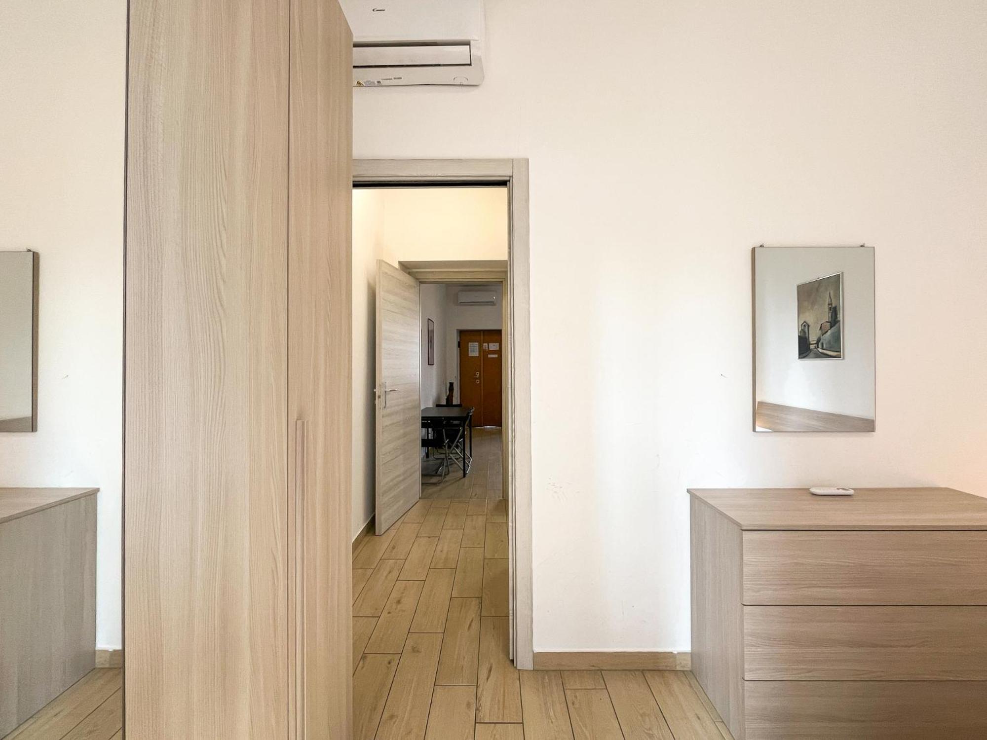 Along The Canal Smart Flat Naviglio - 4 People Corsico Extérieur photo